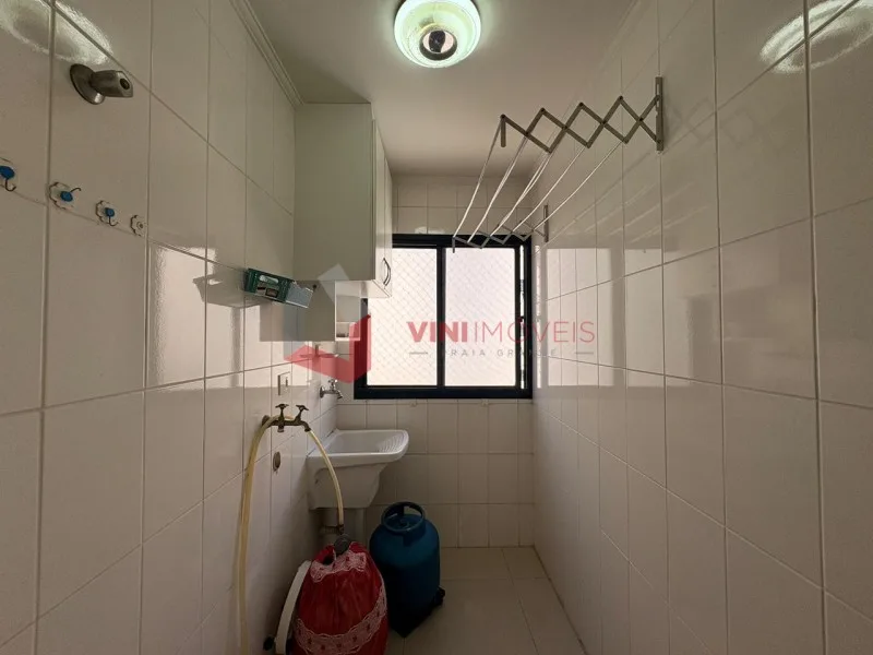 Apartamento 2 dormitórios no Canto do Forte - PRAIA GRANDE — foto 3