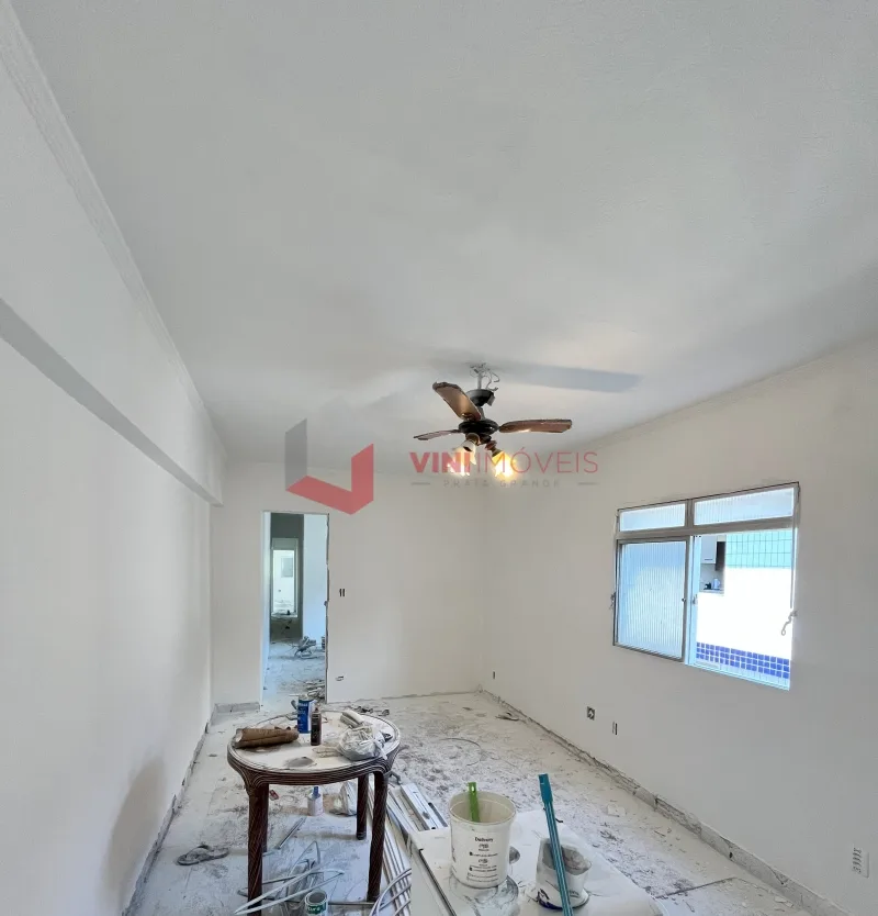 Apartamento 2 dormitórios no Guilhermina - Praia Grande