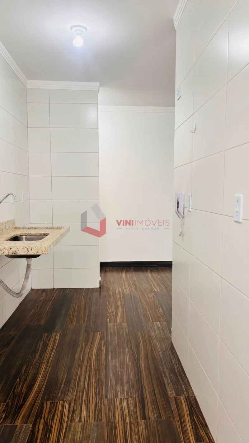 Apartamento 2 dormitórios no Vila Guilhermina - Praia Grande — foto 2
