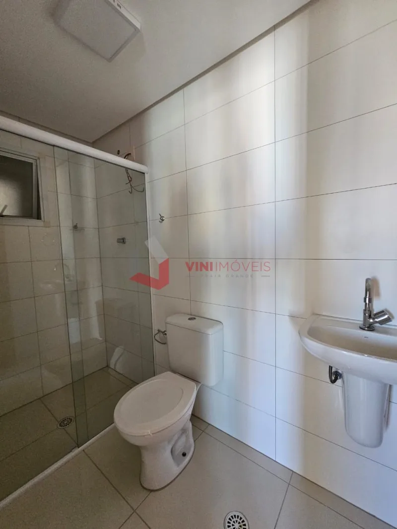 Apartamento 2 dormitórios no Vila Guilhermina - Praia Grande — foto 2