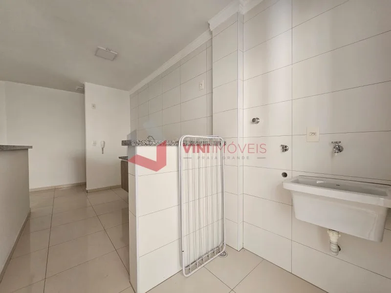 Apartamento 2 dormitórios no Vila Guilhermina - Praia Grande — foto 2