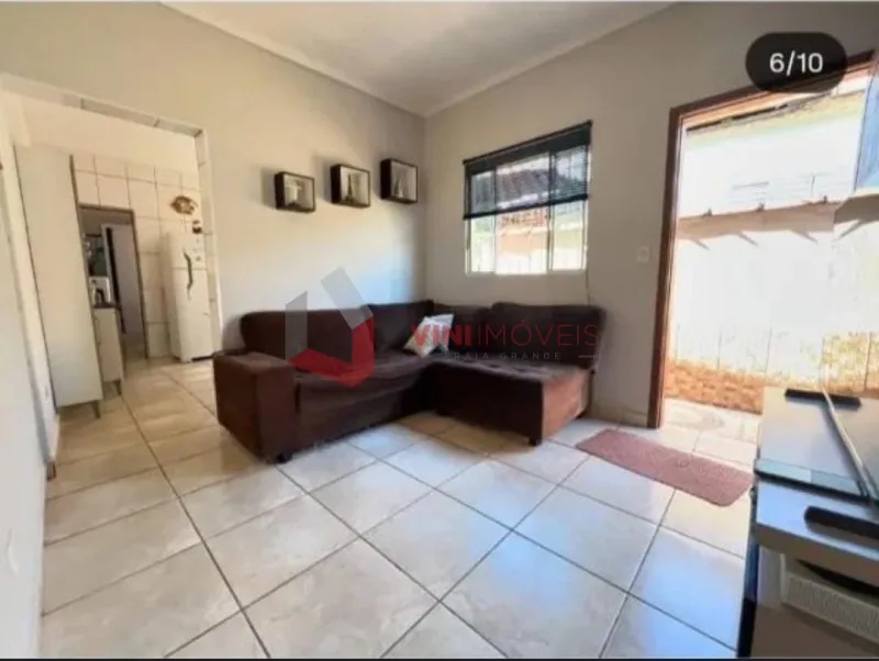Casa 2 dormitórios no Jardim Melvi - PRAIA GRANDE — foto 2