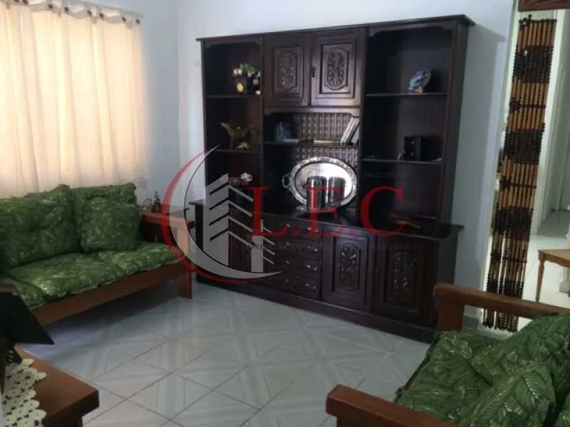Casa 2 dormitórios no Tupi - Praia Grande