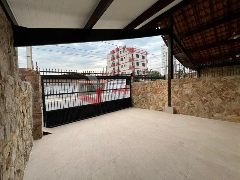 Casa 2 dormitórios no Vila Tupi - Praia Grande — foto 2