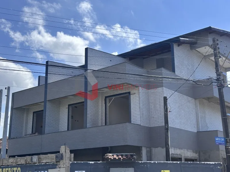 Casa 3 dormitórios no Caicara - PRAIA GRANDE — foto 2