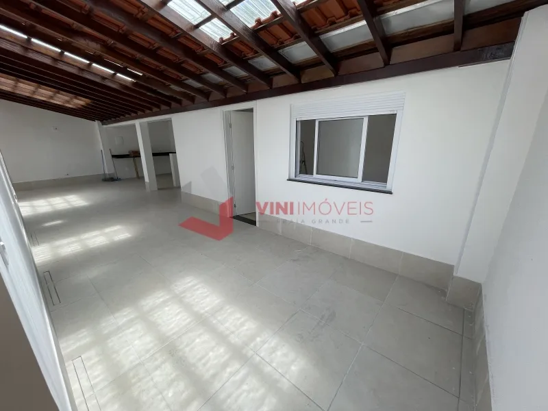 Casa 3 dormitórios no Canto do Forte - Praia Grande — foto 2