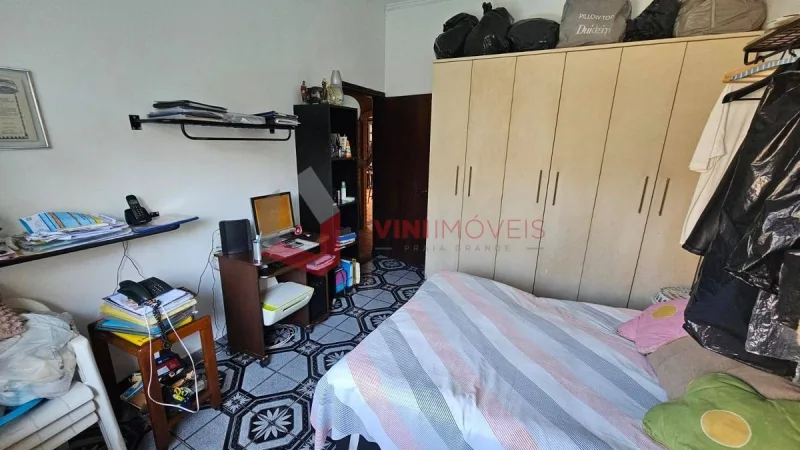 Casa 3 dormitórios no Canto do Forte - Praia Grande — foto 2