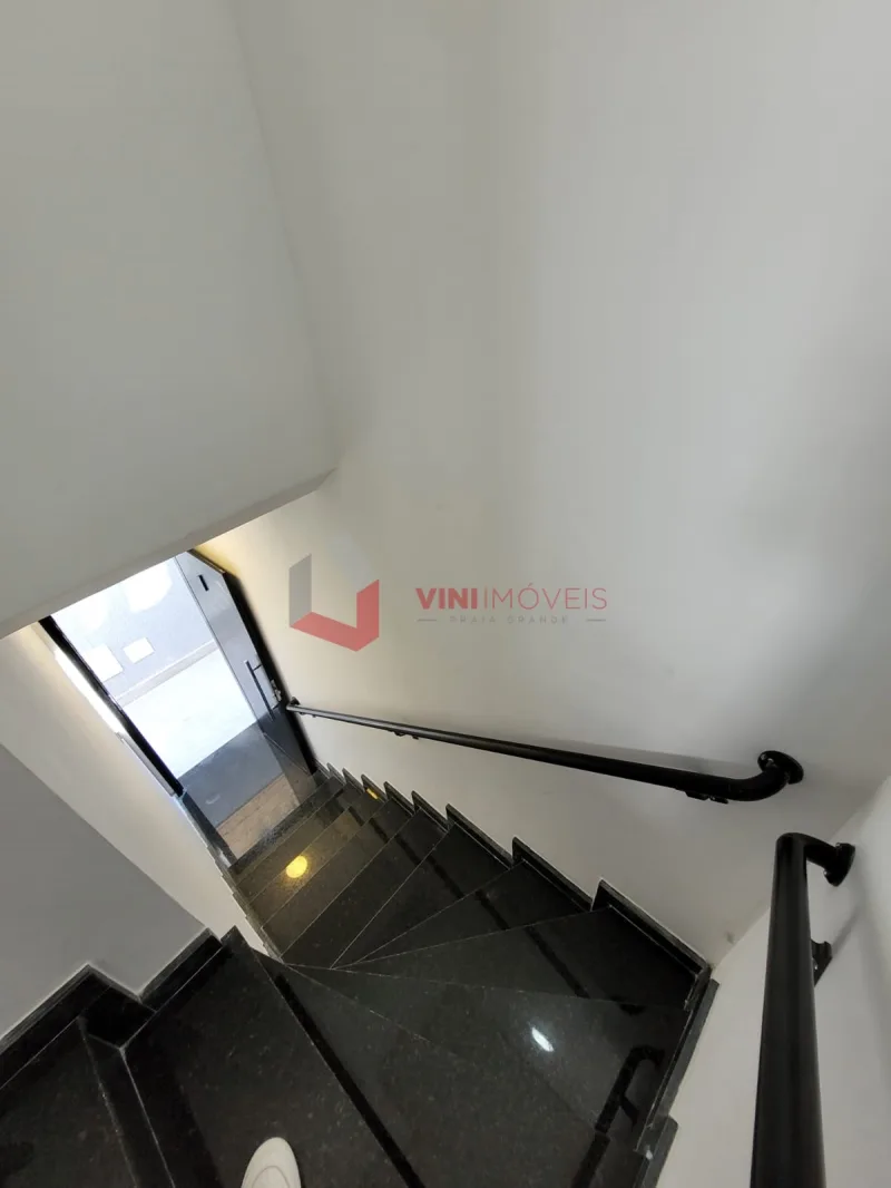 Casa de Condomínio 2 dormitórios no Aviação - Praia Grande