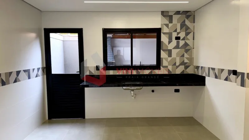 Casa de Condomínio 2 dormitórios no Guilhermina - Praia Grande — foto 3