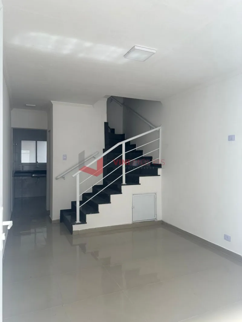 Casa de Condomínio 2 dormitórios no Sítio do Campo - Praia Grande — foto 2