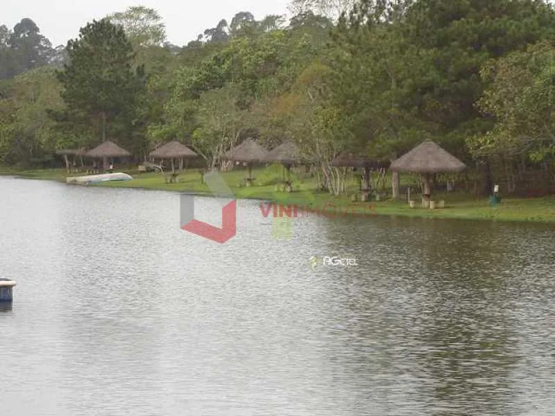 Casa de Condomínio 3 dormitórios no Interlagos Sul - Embu-Guaçu — foto 2