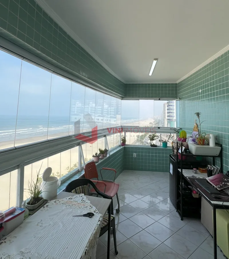 Apartamento 3 dormitórios no Guilhermina - Praia Grande
