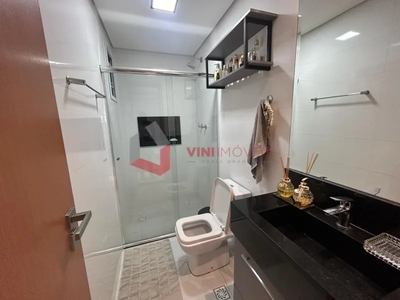 Apartamento 2 dormitórios no Ocian - Praia Grande