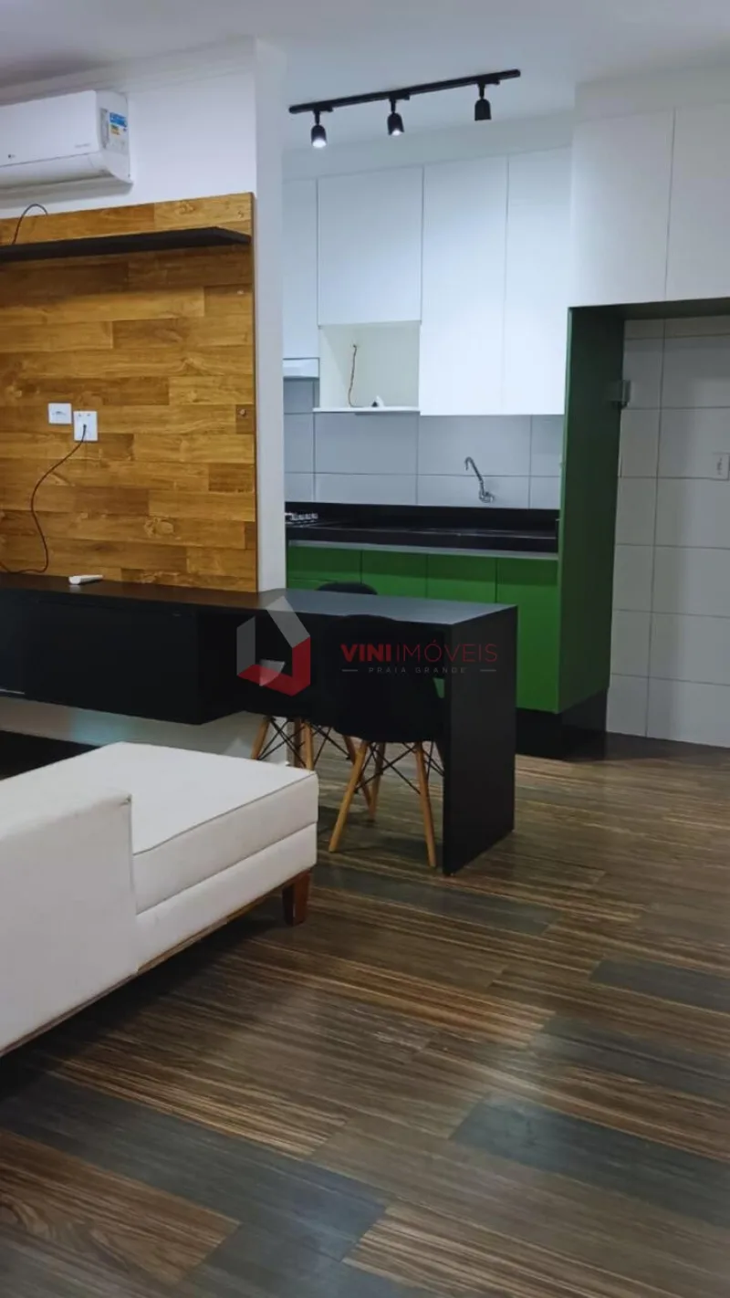 Apartamento 2 dormitórios no Guilhermina - Praia Grande