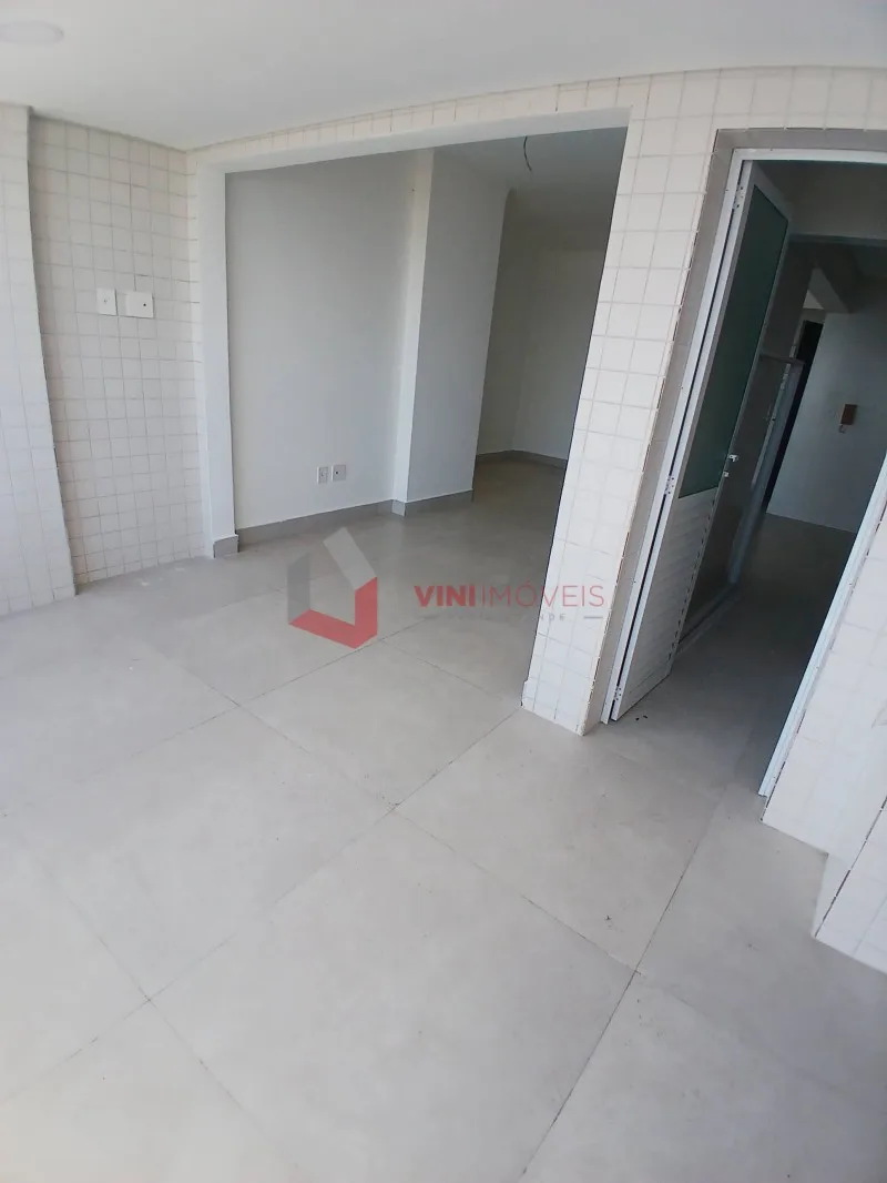 Apartamento 2 dormitórios no Imperador - PRAIA GRANDE