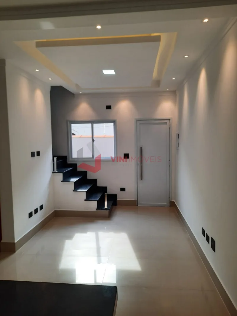 Casa 2 dormitórios no Ocian - Praia Grande