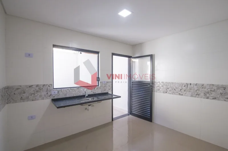 Casa 2 dormitórios no Ribeirópolis - Praia Grande
