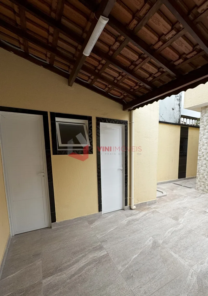 Casa 3 dormitórios no Maracanã - Praia Grande