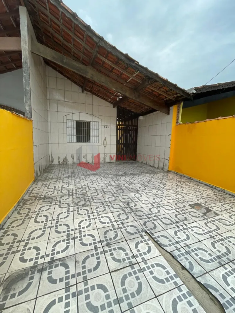 Casa 2 dormitórios no Solemar - Praia Grande