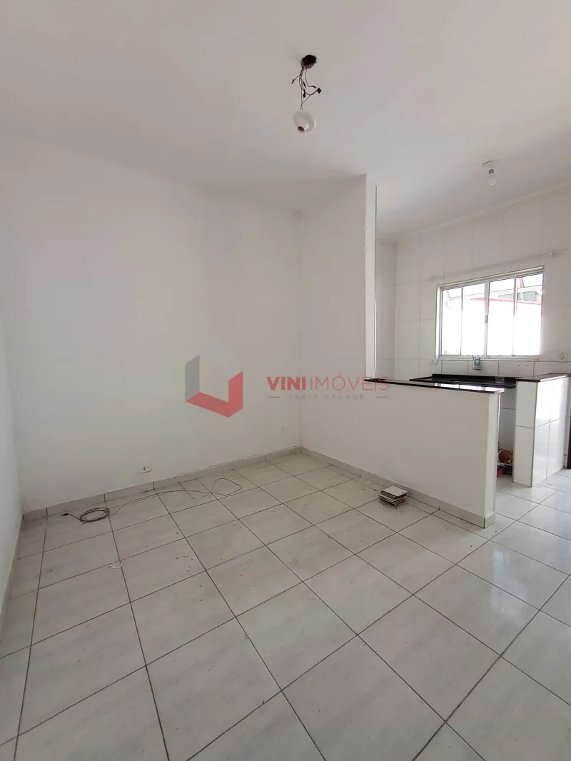 Casa de Condomínio em Praia Grande - Boqueirão