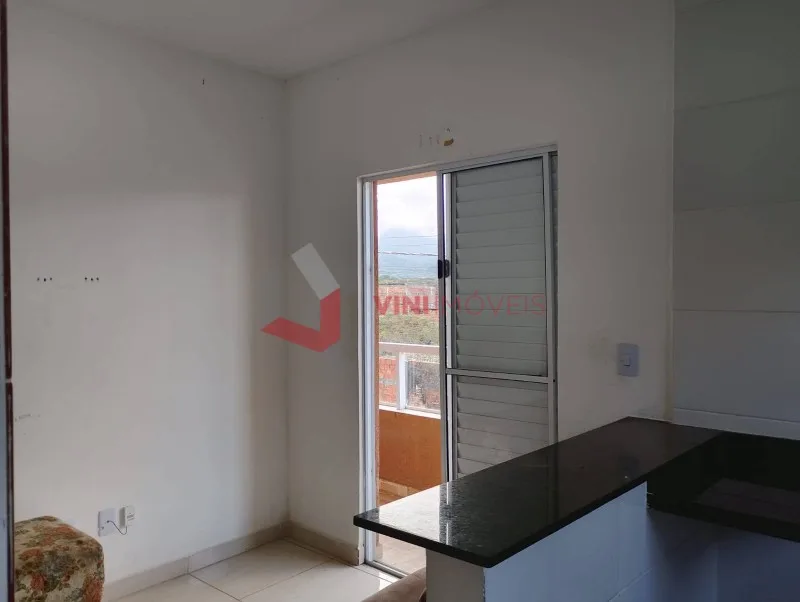 Casa 1 dormitório no Esmeralda - PRAIA GRANDE