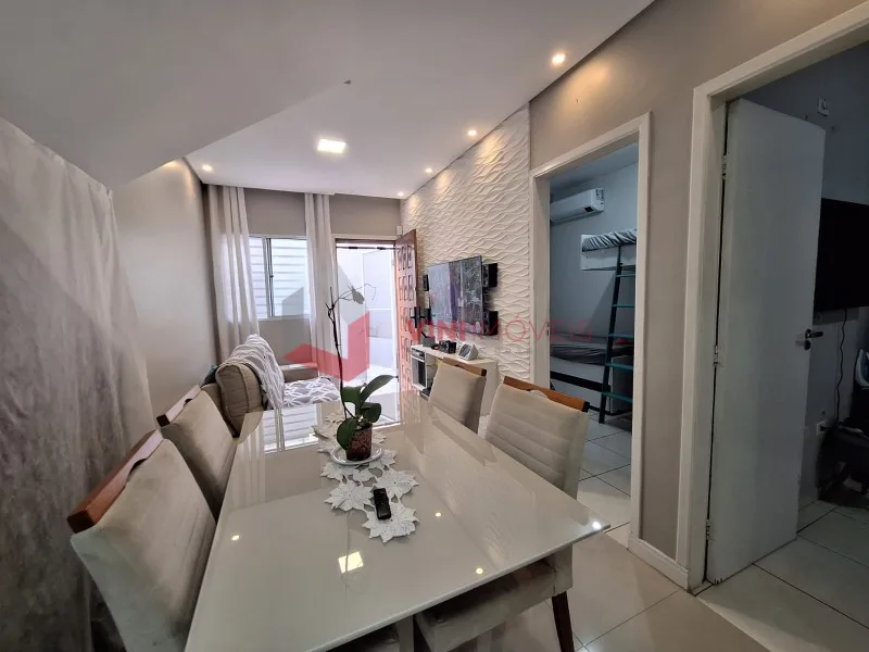 Casa em Praia Grande - Jardim Melvi