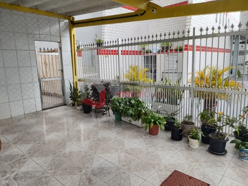 Kitnet em Praia Grande - Cidade Ocian