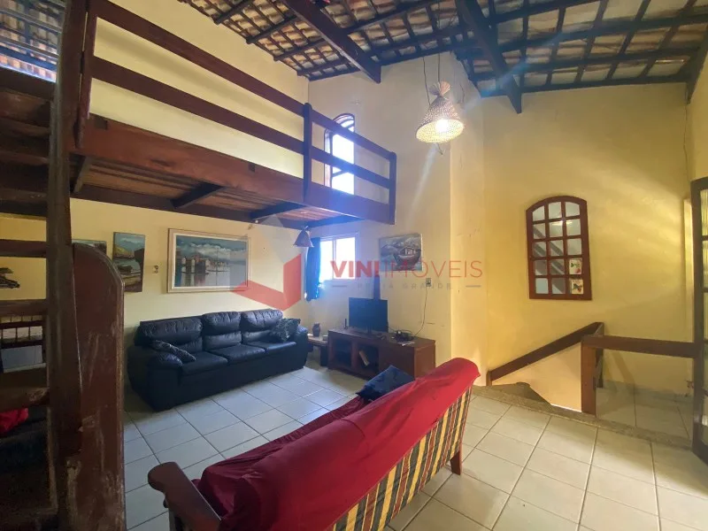 Sobrado em Praia Grande - Cidade da Criança