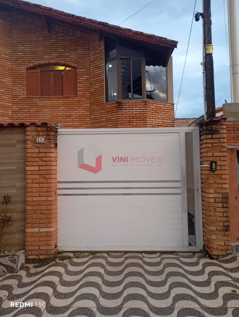 Sobrado na Praia Grande - Vila Caiçara Sobrado em Praia Grande - Vila Caiçara