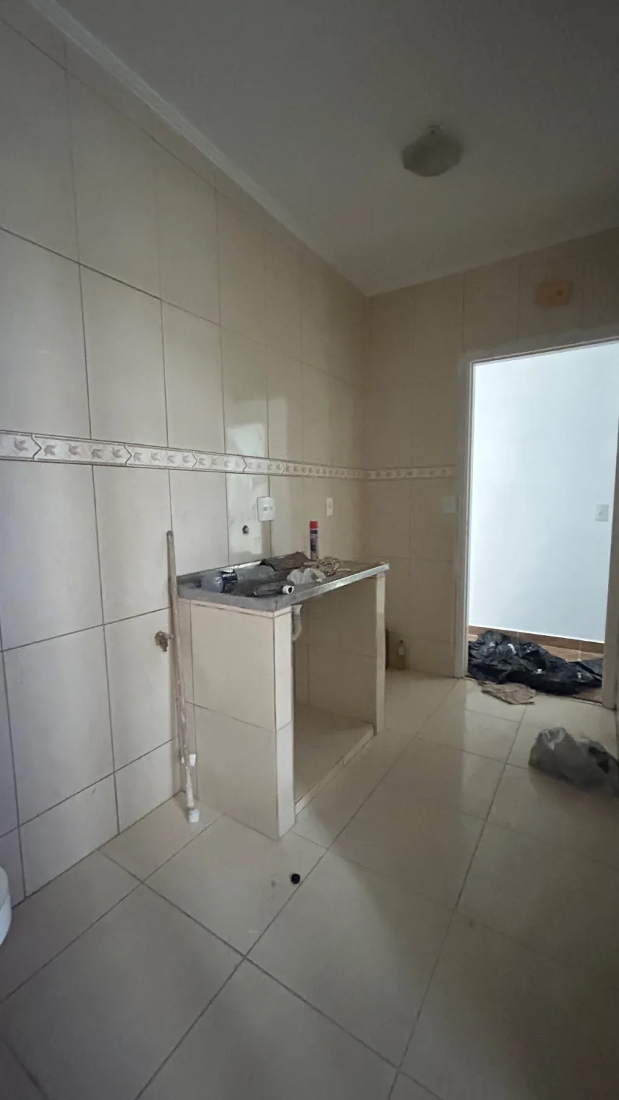 Apartamento 2 dormitórios para locação no Canto do Forte, próximo à Av. Mallet — foto 4
