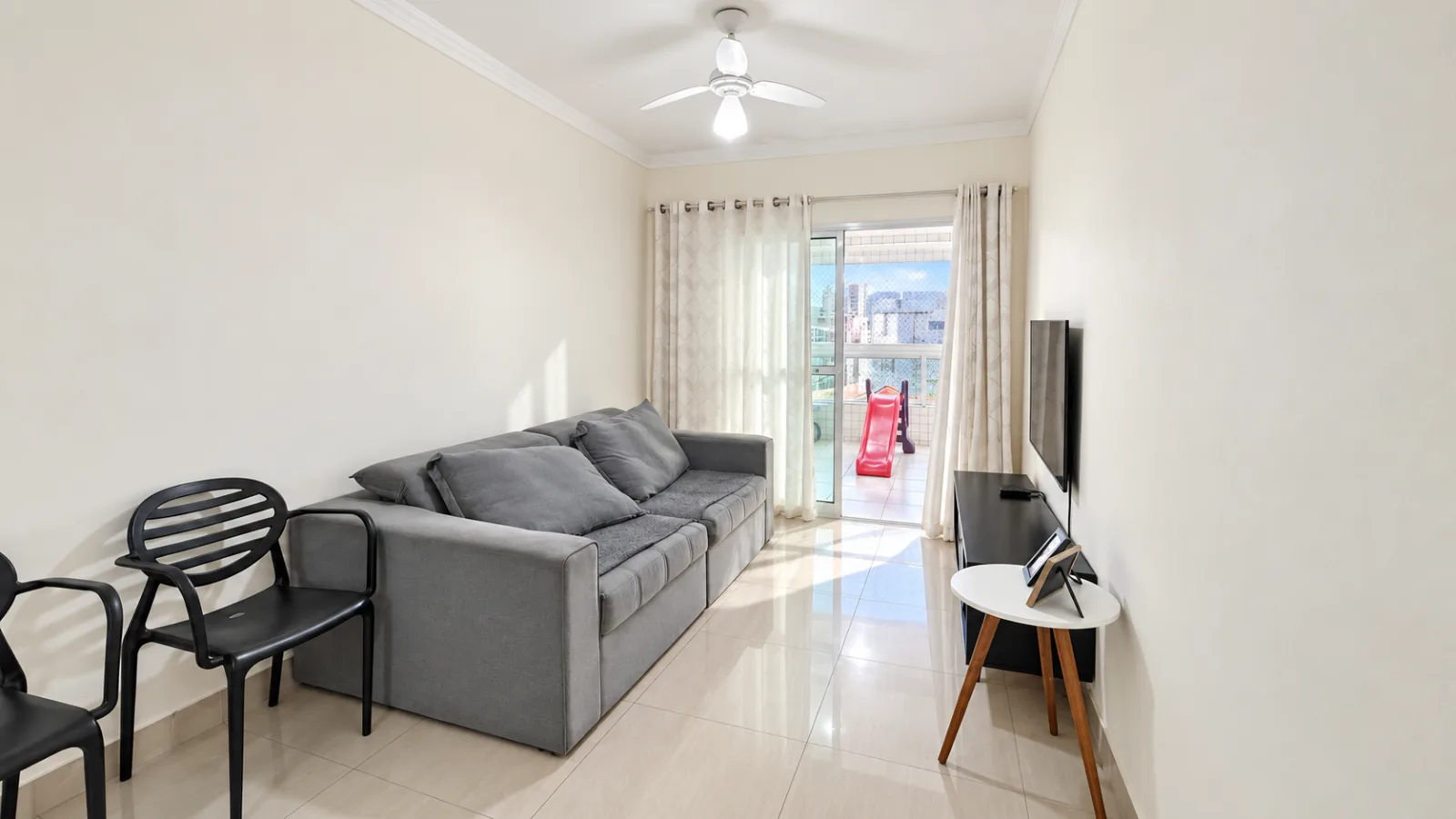 Apartamento com 3 dormitórios, 2 suítes, varanda gourmet e vista para o mar na Aviação — foto 2