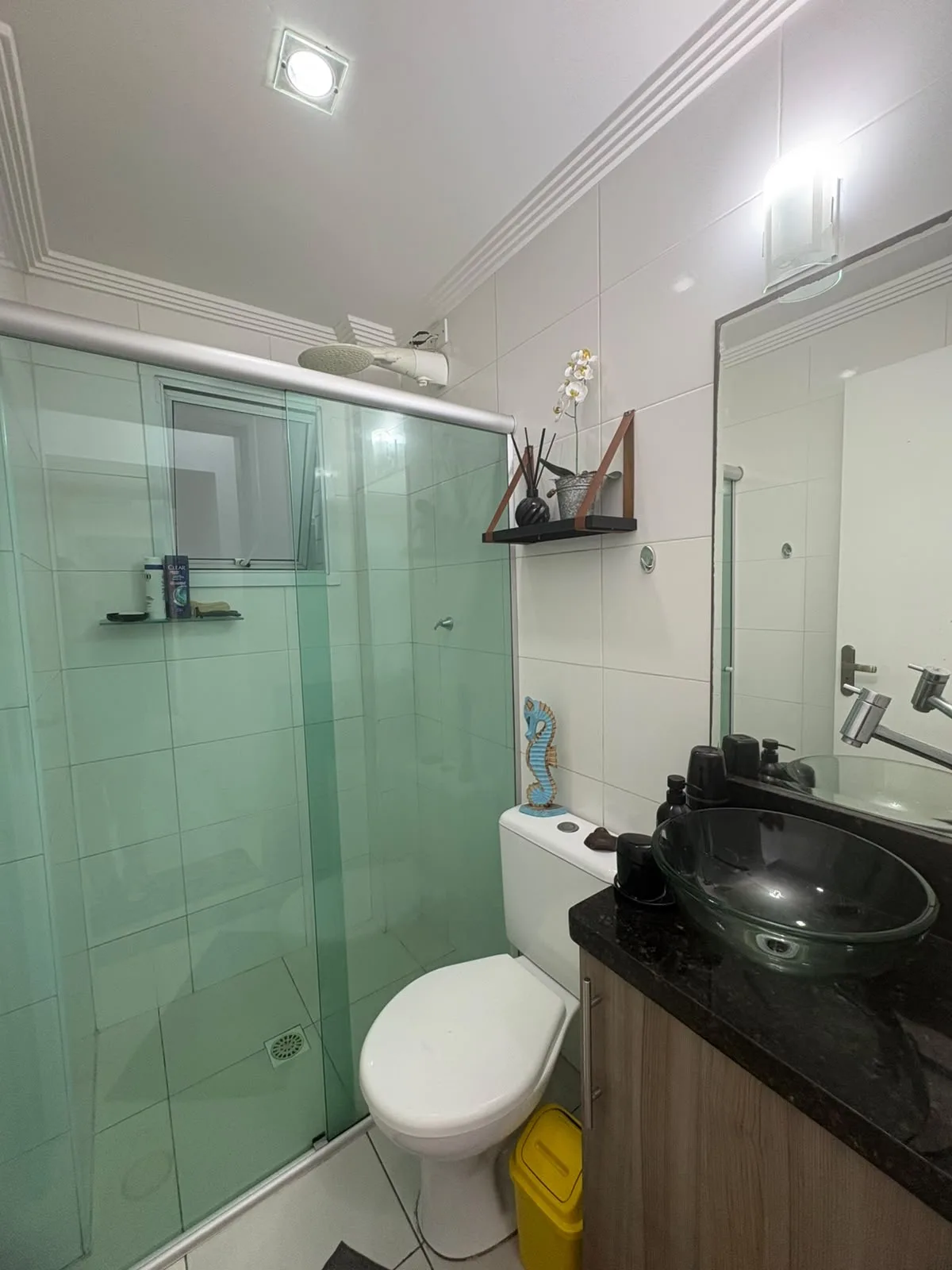 Apartamento mobiliado com 2 dormitórios, suíte, 2 sacadas e 2 vagas na Aviação — foto 12