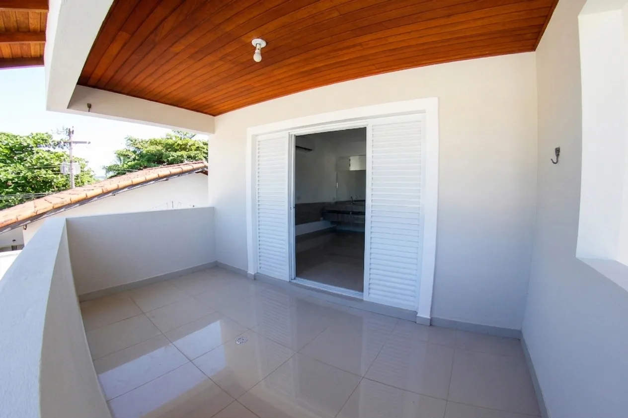 Sobrado à venda na Praia de Pernambuco, Guarujá com 4 dormitórios — foto 10