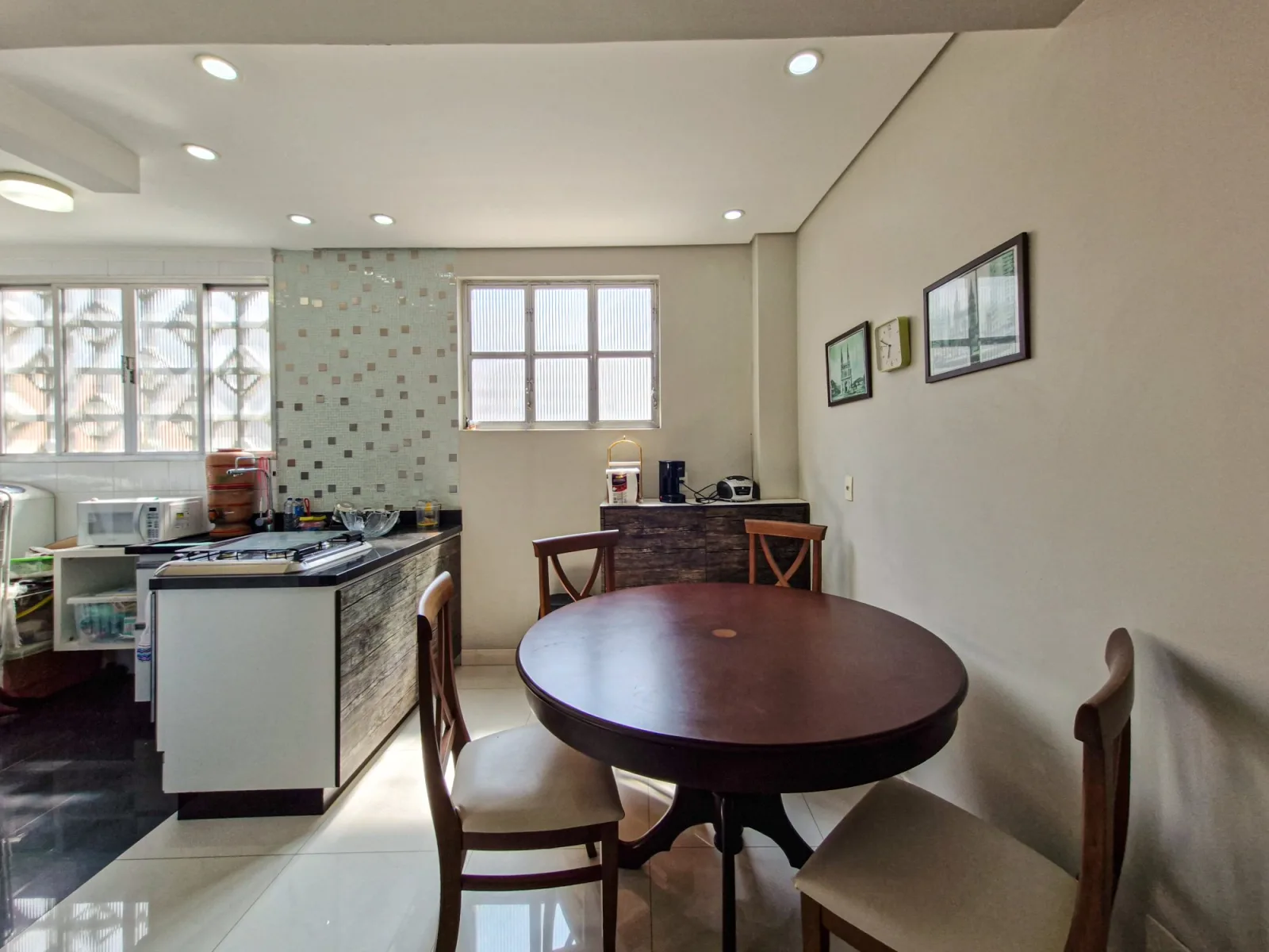 Ótimo Apartamento de 02 Dormitórios com suíte, Vista Mar, no Embaré em Santos - SP. — foto 7