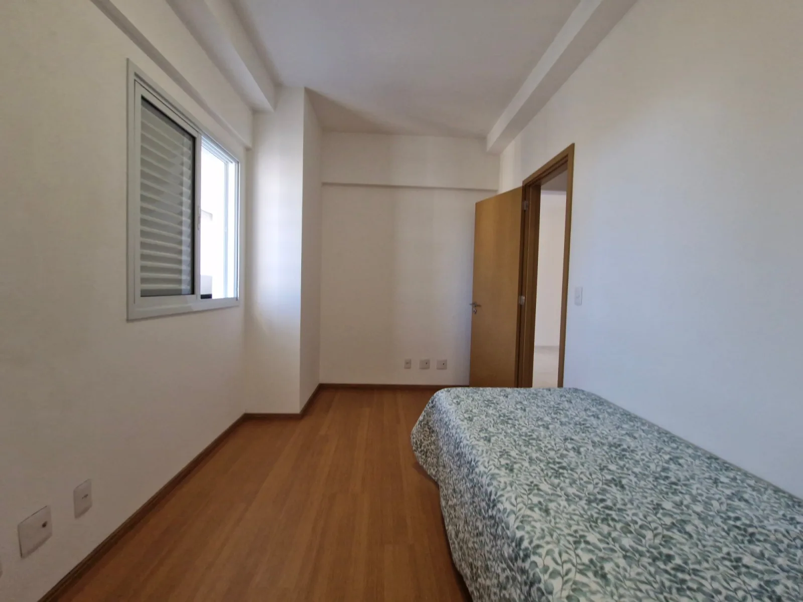 Esplêndido Apartamento de 02 dormitórios suítes, com linda vista mar, no Gonzaga, em Santos - SP. — foto 14