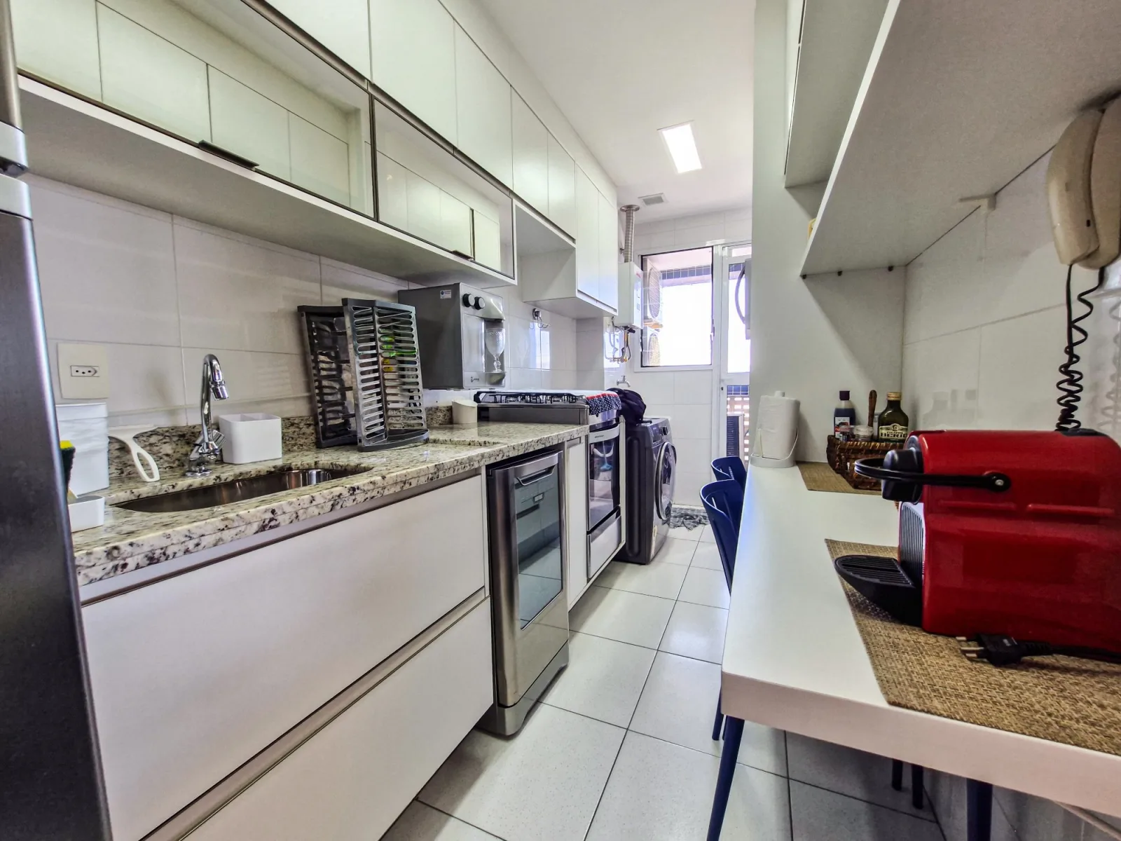 Vista infinita, sofisticação e praticidade neste lindo apartamento no coração do Gonzaga. — foto 16