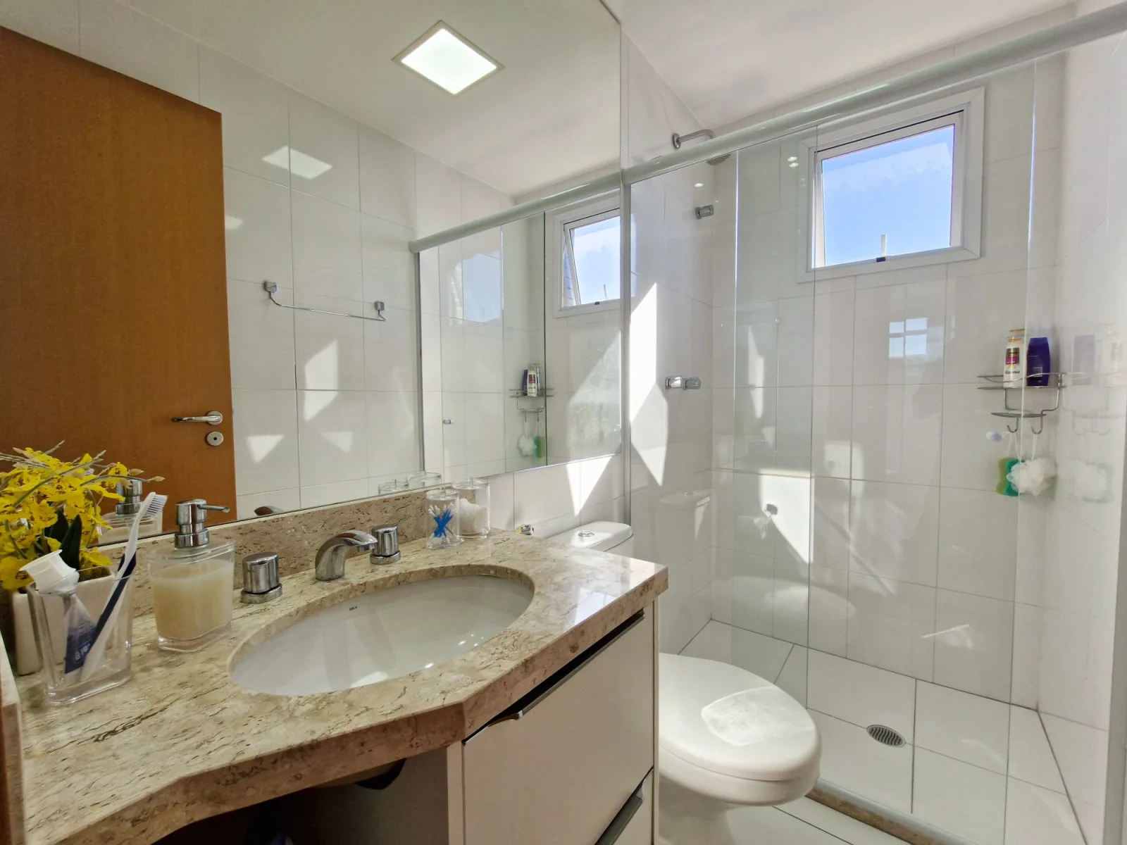 Vista infinita, sofisticação e praticidade neste lindo apartamento no coração do Gonzaga. — foto 12