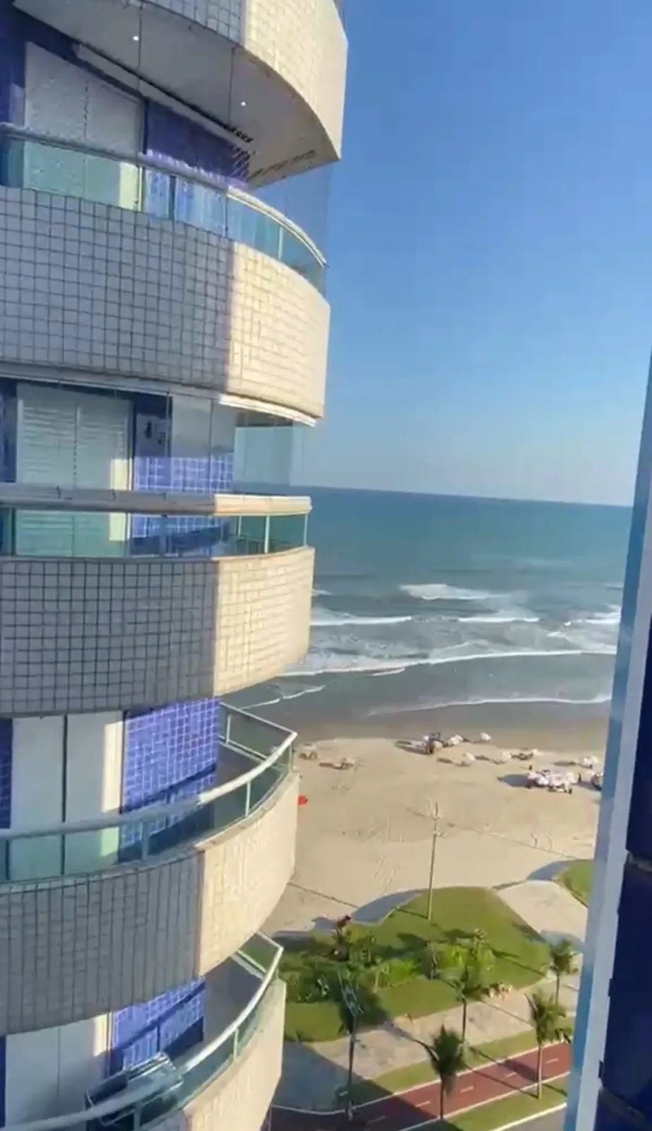 Apartamento vista mar com sacada gourmet — foto 3