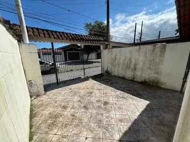 Casa 2 quartos no Mirim — foto 1