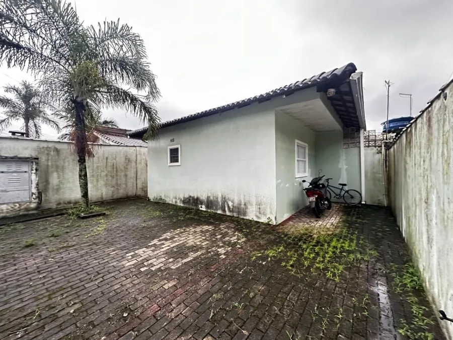 Casas — Rua Berilo, 115 — unidade Casa 4