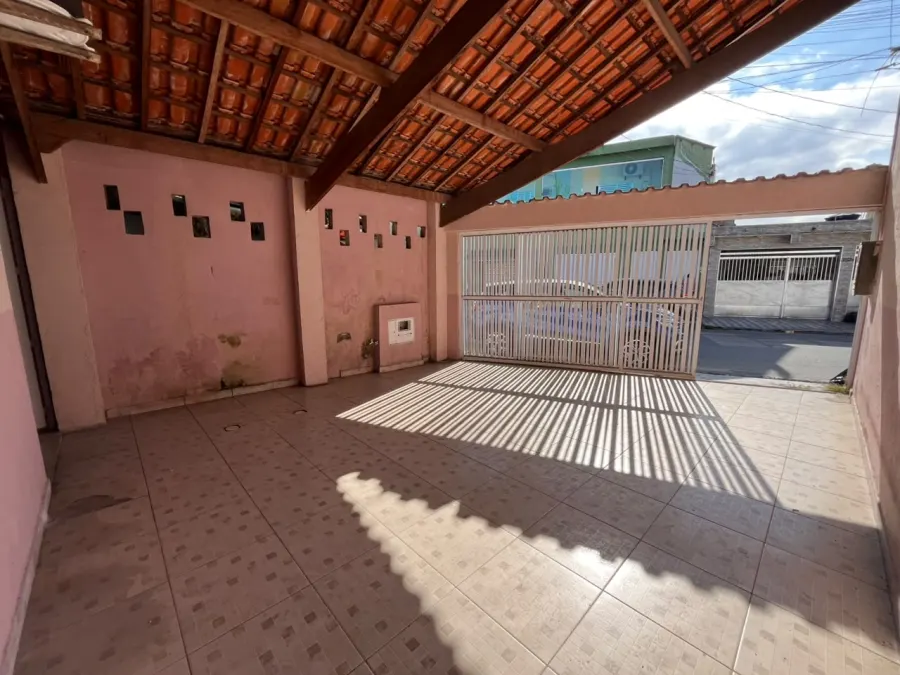 Casa — Av. Hugo de Carvalho Ramos, 343 — unidade 343