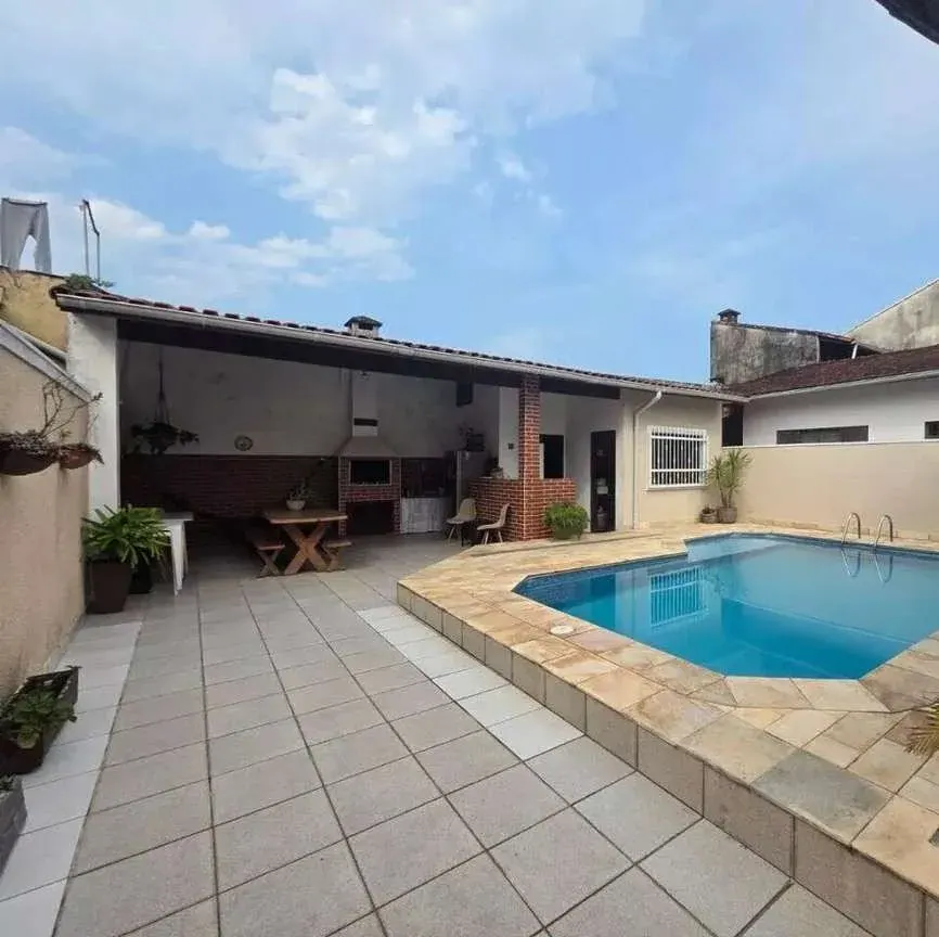 Casa 3 quartos em Praia Grande — foto 1