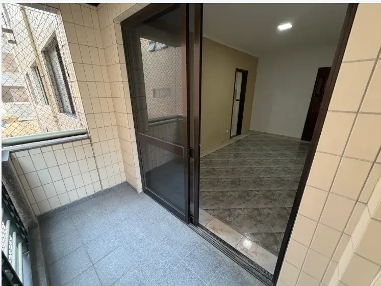 Junior Chede - Apartamento reformado 50m Guilhermina — foto 10