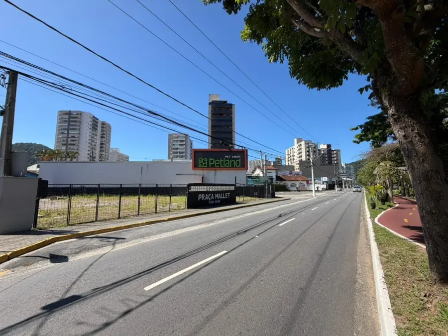 Cód. 2410 — Terreno Canto do Forte
