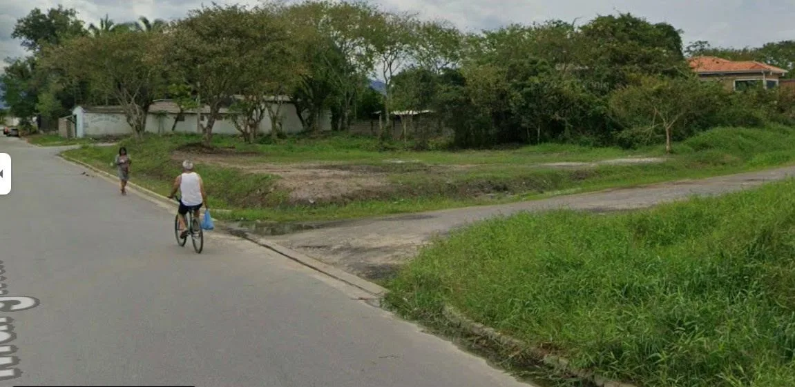 Lote comercial Peruíbe